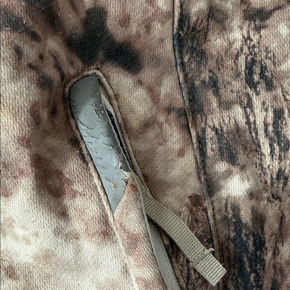 Cabela's Woodland Camo Vest - Picture 11 of 11